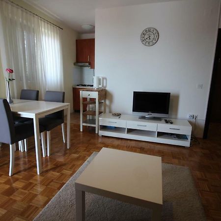 Apartments Nikola Novi Vinodolski Esterno foto