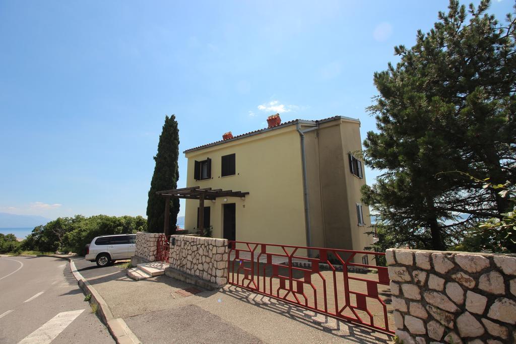 Apartments Nikola Novi Vinodolski Esterno foto