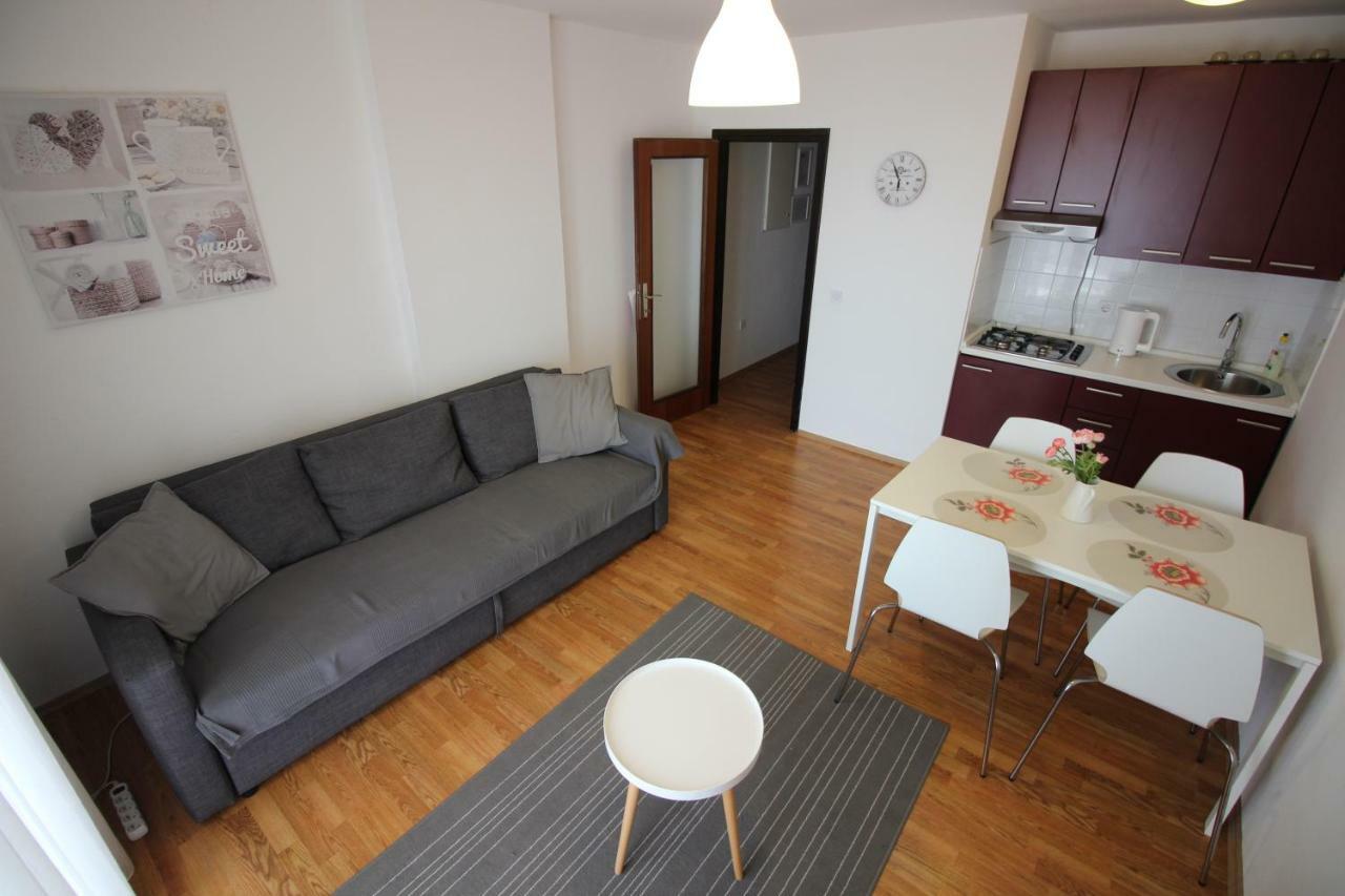 Apartments Nikola Novi Vinodolski Esterno foto