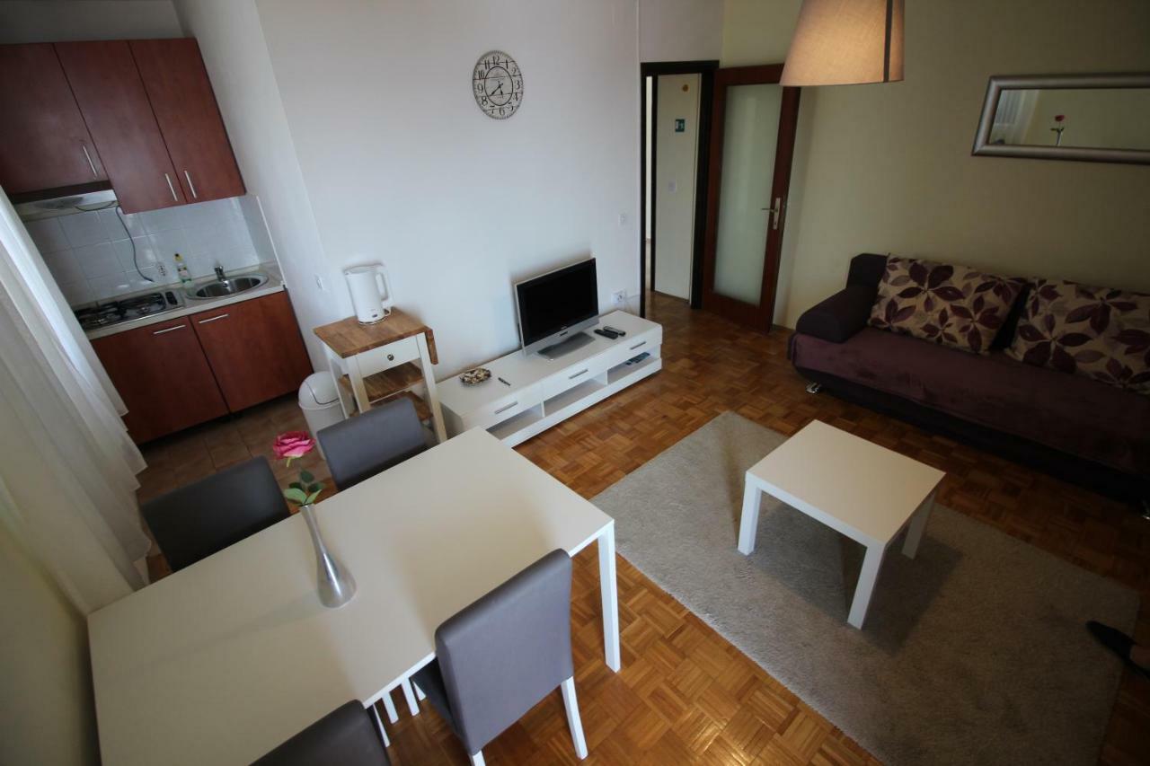 Apartments Nikola Novi Vinodolski Esterno foto
