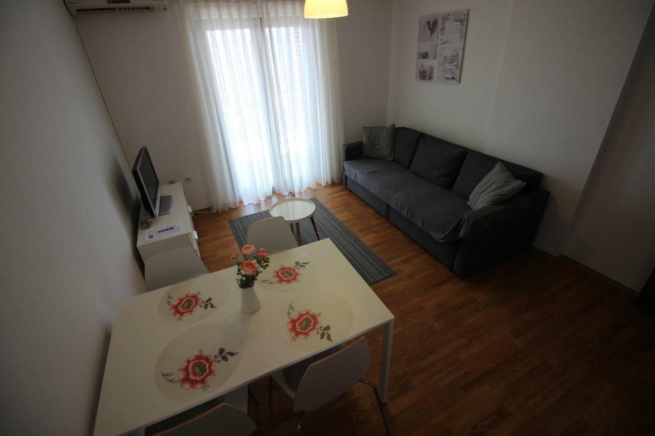 Apartments Nikola Novi Vinodolski Esterno foto